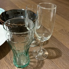 【無料で差し上げます】お皿、コップいろいろ12点の画像