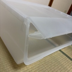 衣装ケースの画像