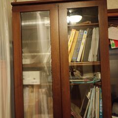 食器棚　上部分の画像