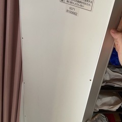 収納式ホワイト スタンドミラー の画像