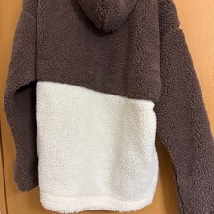 アディダスアウターの画像