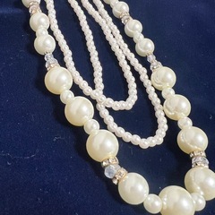 パール&ビーズの3連ロングネックレスの画像
