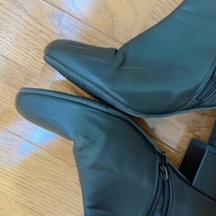新品ブーツMの画像
