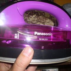 パナソニック CaRuRu NI-WL501 スチームアイロン  2013年製　の画像