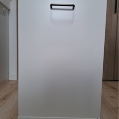 美品！！収納ラック、キャスター付2個 の画像