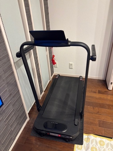 【美品】ランニングマシン／時速12km対応／2025年購入