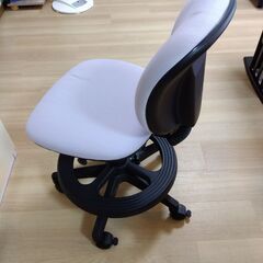 学習机用椅子の画像