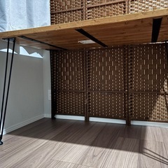 ダイニングテーブルの画像