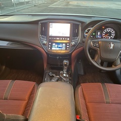 トヨタ　クラウンハイブリッドの画像