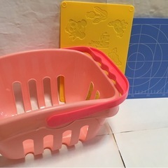 無料 非対面取引 ねんど 工作 グッズ 型抜き マット はさみ etc…の画像