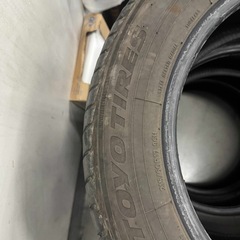 215/60r17 96H TOYO TIRES42週24年製ノーマルタイヤ2本の画像