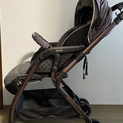 ベビーカー アップリカの画像
