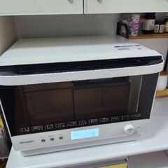 SHARP（シャープ） 過熱水蒸気オーブンレンジ RE-SS26B-W（ホワイト / 26L / 2段調理）の画像
