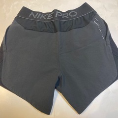Nike Pro ブラック　Ｓサイズ　ショートパンツ　ランニング　ジム　ハーフパンツの画像