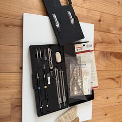 ■決まりました■製図セットの画像