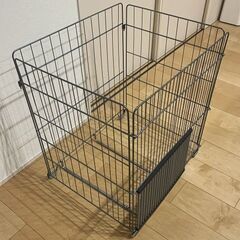 ファンヒーターガード アイリスオーヤマ FTE-580N ストーブガードの画像