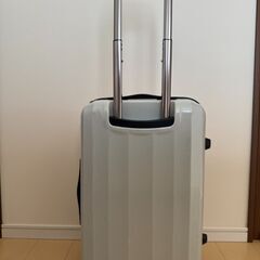 ■決まりました■スーツケース（白）の画像