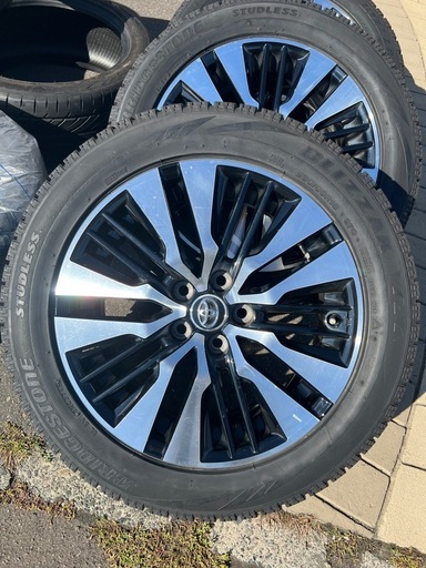 アルファード　純正　18インチ　アルミ　すたスタッドレス