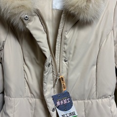 セシルマクビー　ファー付きだうダウンコート　サイズmＭの画像