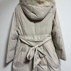 セシルマクビー　ファー付きだうダウンコート　サイズmＭの画像