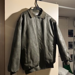 フェイクレザー ブルゾン の画像