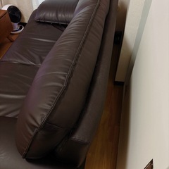 リビングテーブル、ソファの画像