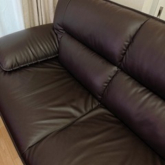 リビングテーブル、ソファの画像