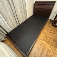 ベッドフレーム シングルベッド の画像