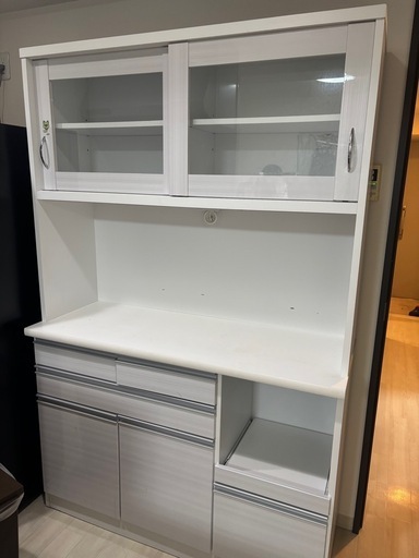 食器棚　美品‼️新生活一人暮らしファミリー向け✨　　