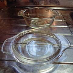 キャセロール? グラタン皿? ガラス　4式の画像