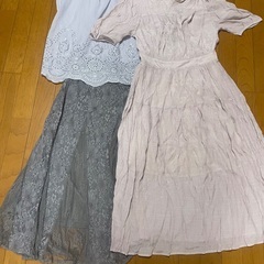（決まりました）洋服全部合わせて100円の画像