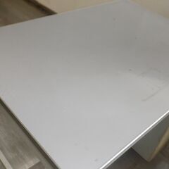 無料で差し上げます★ITOKI★イトーキ★★事務机★★片袖机★幅106㎝★公的機関使用品★引取限定★岡山市東区より★の画像