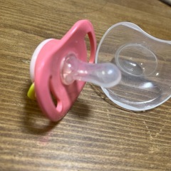 おしゃぶりの画像