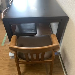 【急募！11/10までにお引き取りできる方】コタツ機能付きダイニングテーブルセット椅子3脚の画像