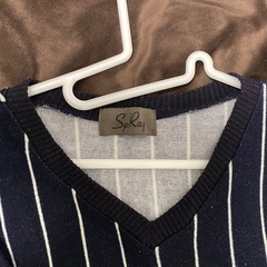 ネイビー　ストライプセーターの画像