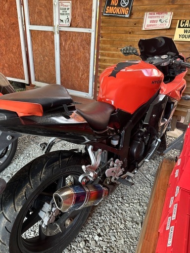 商談中🍊HYOSUNG GT250R 🍊部品取り　サーキット専用などに
