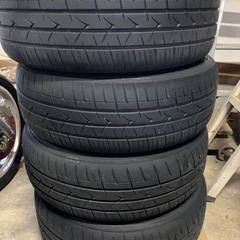 値下げしました、ステップワゴン装着アルミ付きタイヤ205/55R17の画像