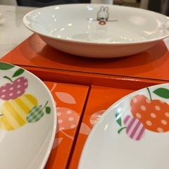 ミッフィーお皿　深皿の画像