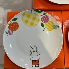 ミッフィーお皿　深皿の画像