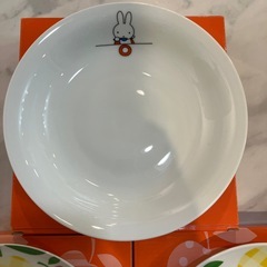 ミッフィーお皿　深皿の画像