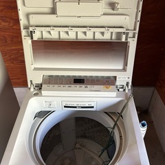 美品✨2017年製 パナソニックの全自動洗濯機「NA-FA80H5」の画像