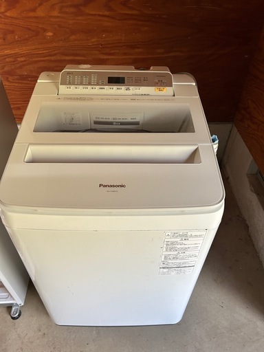 美品✨2017年製 パナソニックの全自動洗濯機「NA-FA80H5」 (かず
