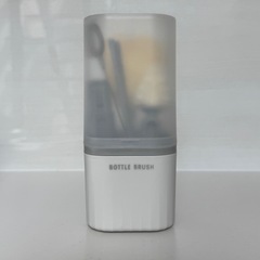 【combi】除菌じょーず&シリコンブラシ&哺乳瓶セット【pigeon】の画像