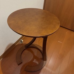 サイドテーブルの画像