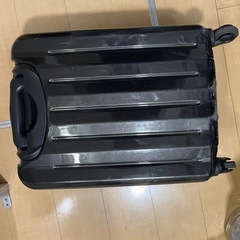 スーツケース　黒　機内持ち込み可能の画像