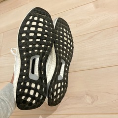 adidas ウルトラブーストの画像