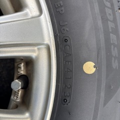 185/70R14  23年製VRX2スタッドレス ホイール付きの画像