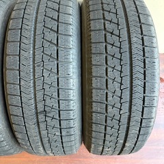 215/60/17冬VRXの画像