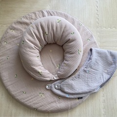 【セット売り】ベビーマット&マルチクッションの画像