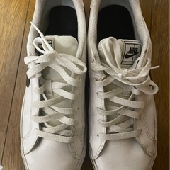 NIKE メンズ　スニーカー　美品の画像